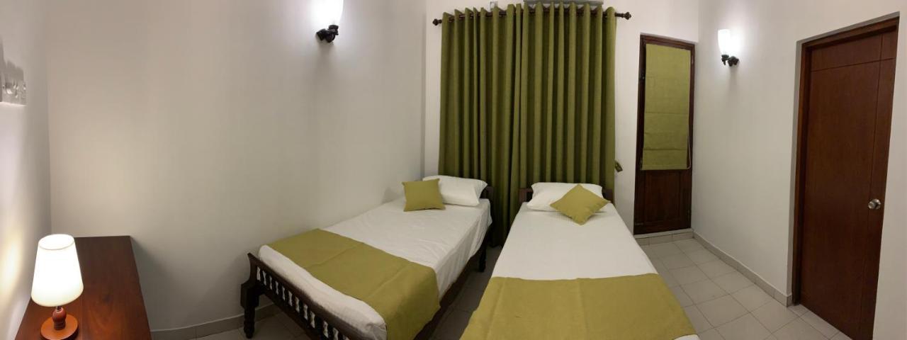 Elegance Oasis, Colombo 3 Hotel Luaran gambar