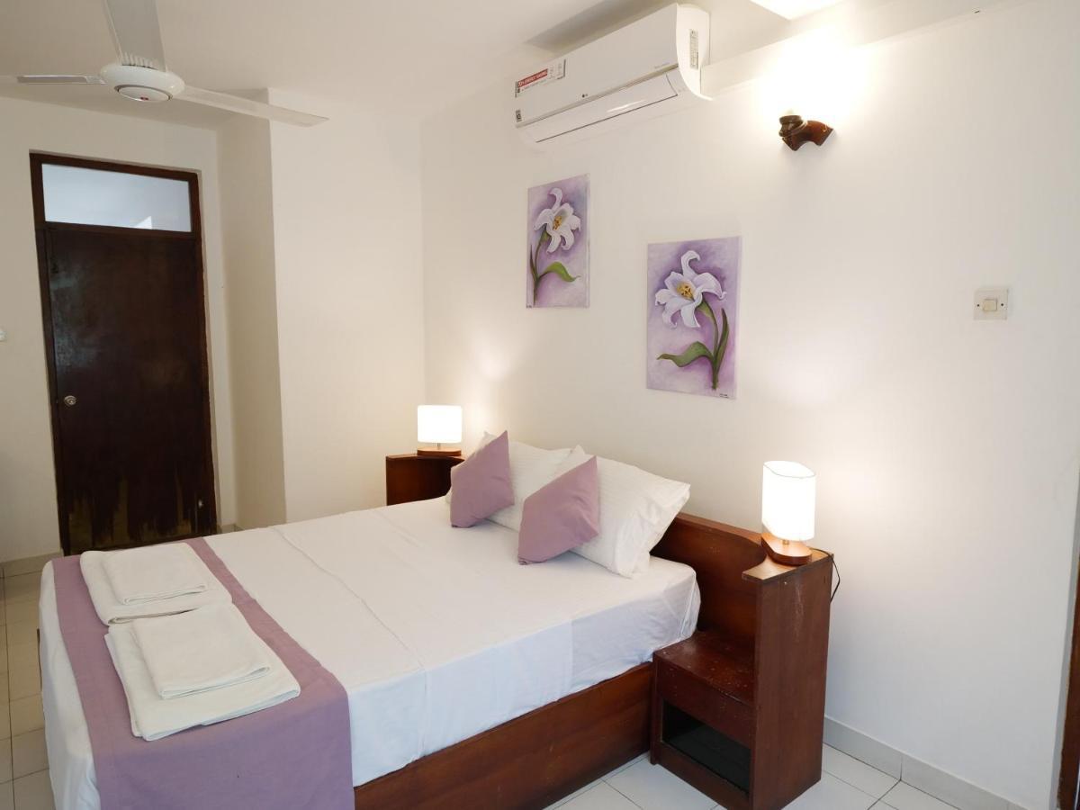 Elegance Oasis, Colombo 3 Hotel Luaran gambar