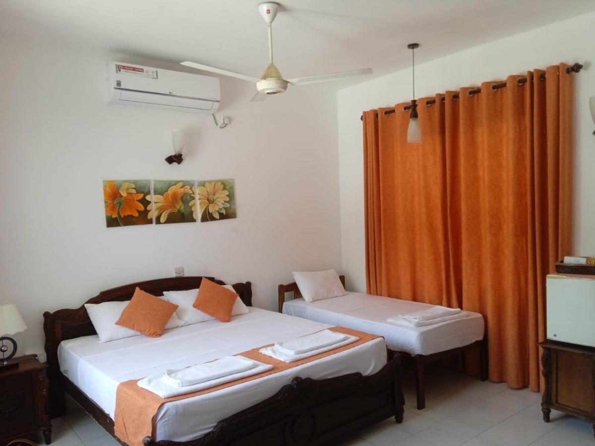 Elegance Oasis, Colombo 3 Hotel Luaran gambar
